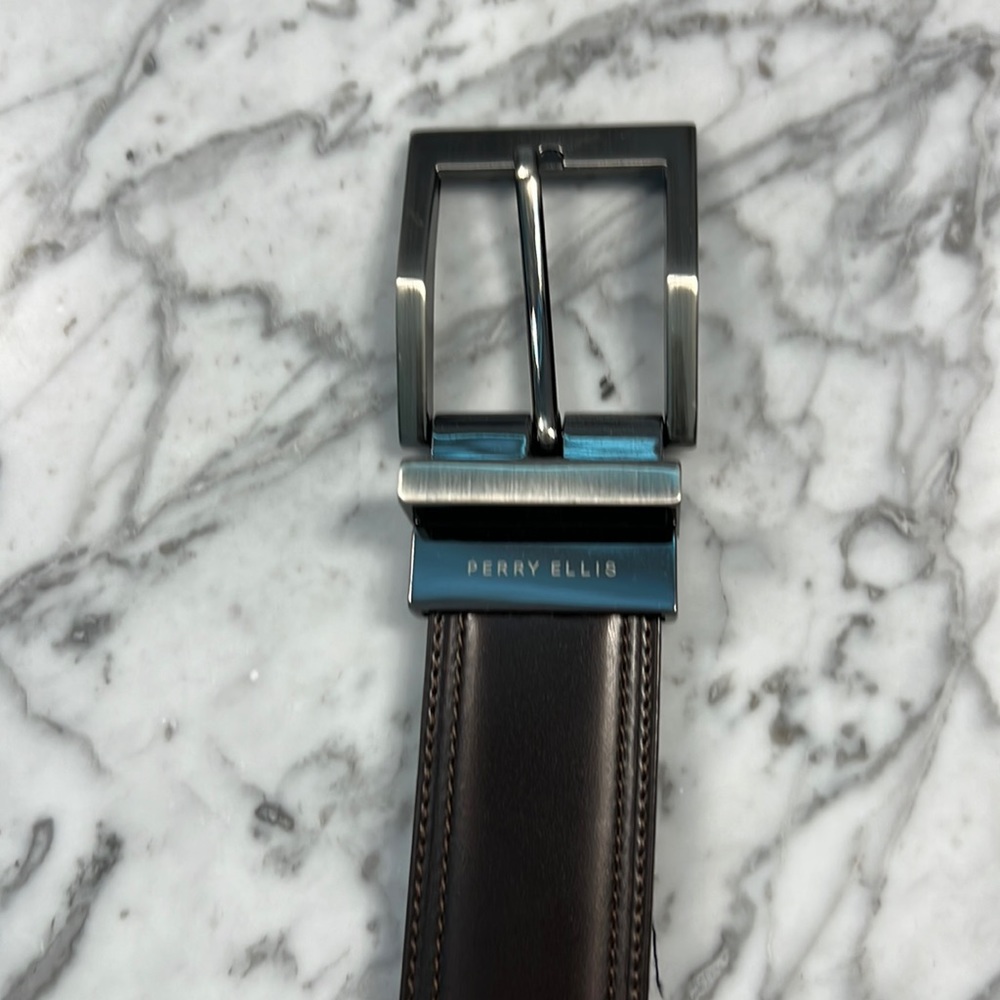 New without tags Perry Ellis Brown Dress belt size 44